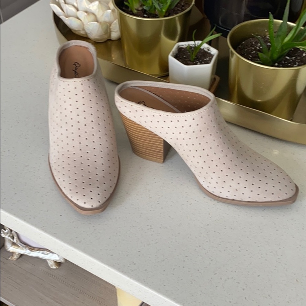 Qupid backless chunky heel